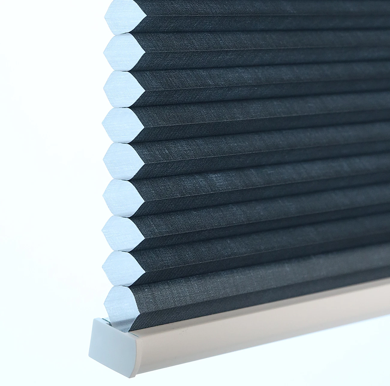 Raven (Duette® Elan) 294077.7131